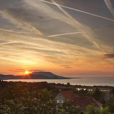 Holiday home Noemi's