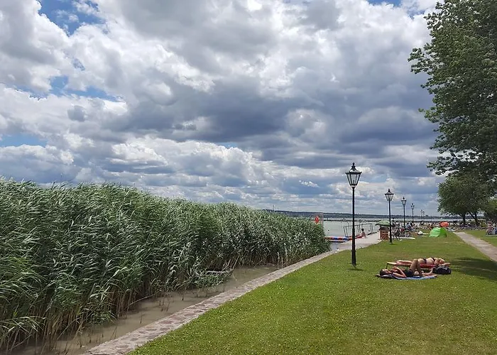 Noemi's بيت للعطل Balatongyörök